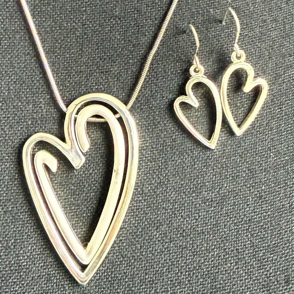 Elegant Silver Heart Necklace and Earring Set 19” chain